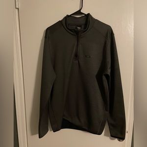 Oakley XL half zip fleece (gray)